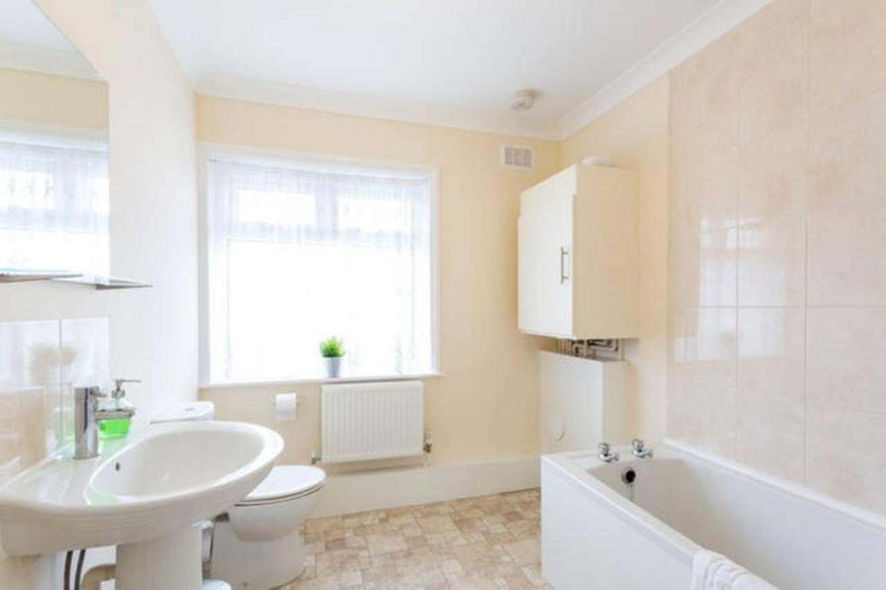 K Suites - Alder Road - Free Parking Southampton Zewnętrze zdjęcie